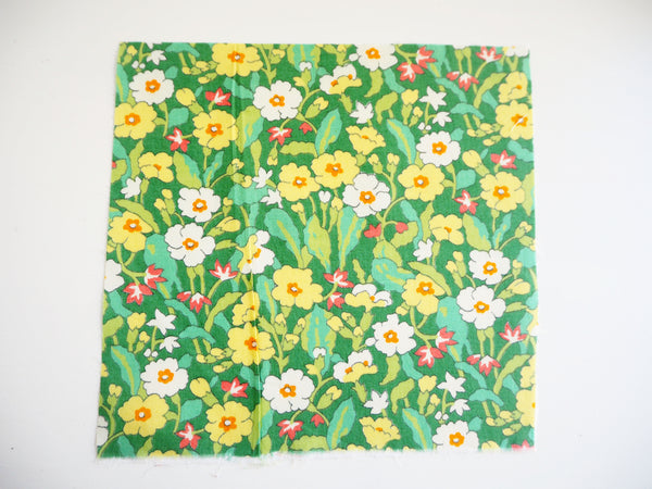 Reusable ADULT Face mask - Green and yellow flower bed